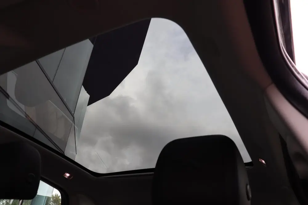 Jaguar E-Pace 1.5 P160 S orgNL leer+el camera's trekhaak pan uit 2021, foto 16