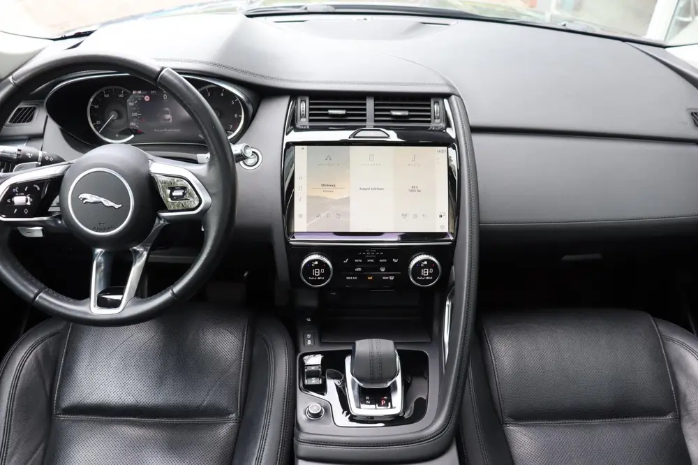 Jaguar E-Pace 1.5 P160 S orgNL leer+el camera's trekhaak pan uit 2021, foto 9