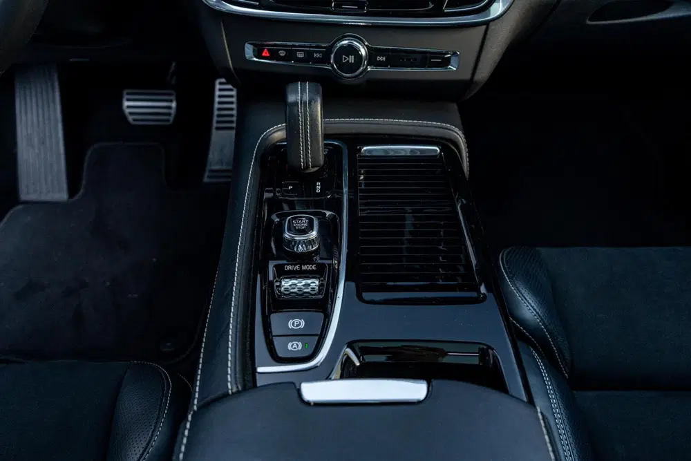 Volvo V90 2.0 T8 AWD R-Design *Pano* Vol* Dealer ond uit 2019, foto 8