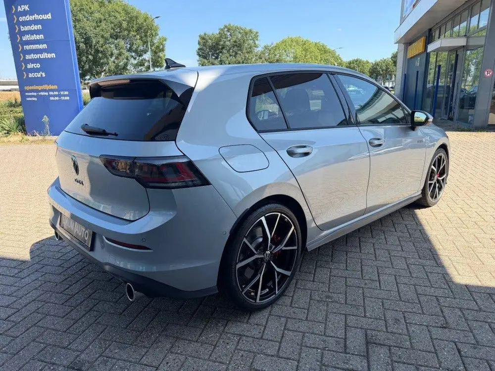 Volkswagen Golf 2.0 TSI GTI 265PK AUTOMAAT PANO NAVI CAMERA uit 2025, foto 5