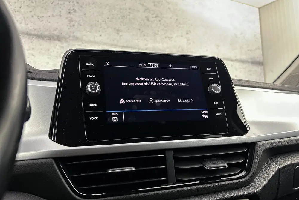 Volkswagen T-Roc 1.0 TSI Life | Trekhaak | Adaptieve cruise uit 2022, foto 20