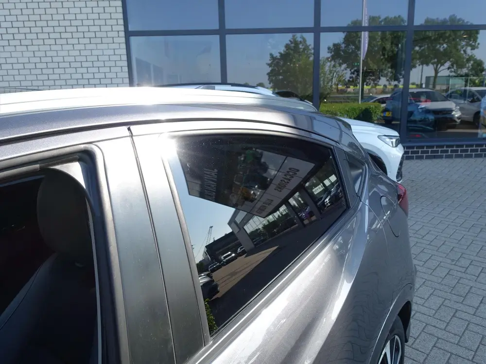 Honda Hr-V 1.5 i-VTEC 130pk CVT Executive 18 INCH LM-Velgen uit 2020, foto 10