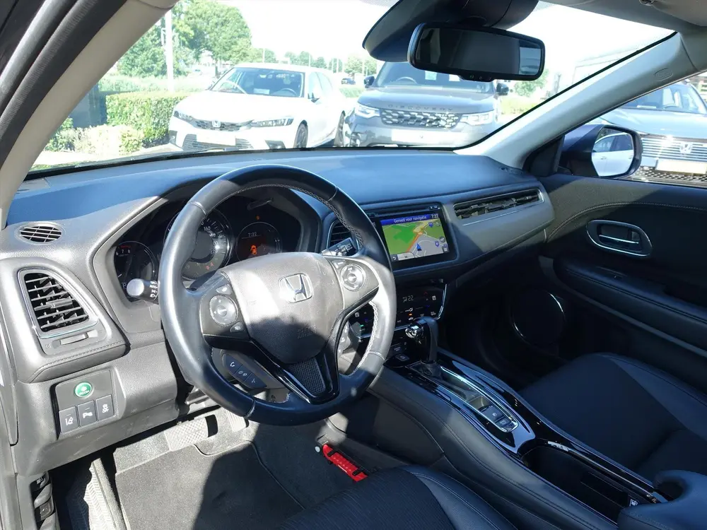 Honda Hr-V 1.5 i-VTEC 130pk CVT Executive 18 INCH LM-Velgen uit 2020, foto 15