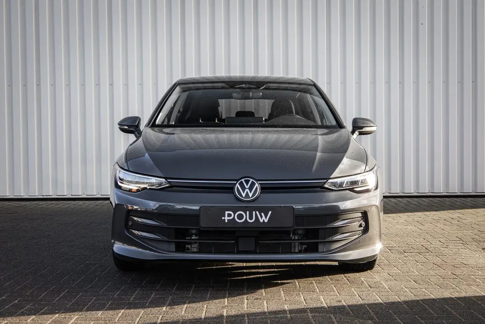 Volkswagen Golf 1.5 eHybrid 204pk Life Edition | 18" Velgen uit 2025, foto 6