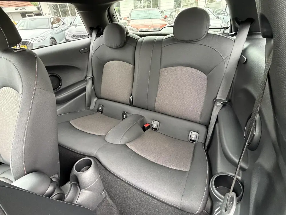 Mini Cooper 1.5 Cooper Chili NAVI uit 2019, foto 10