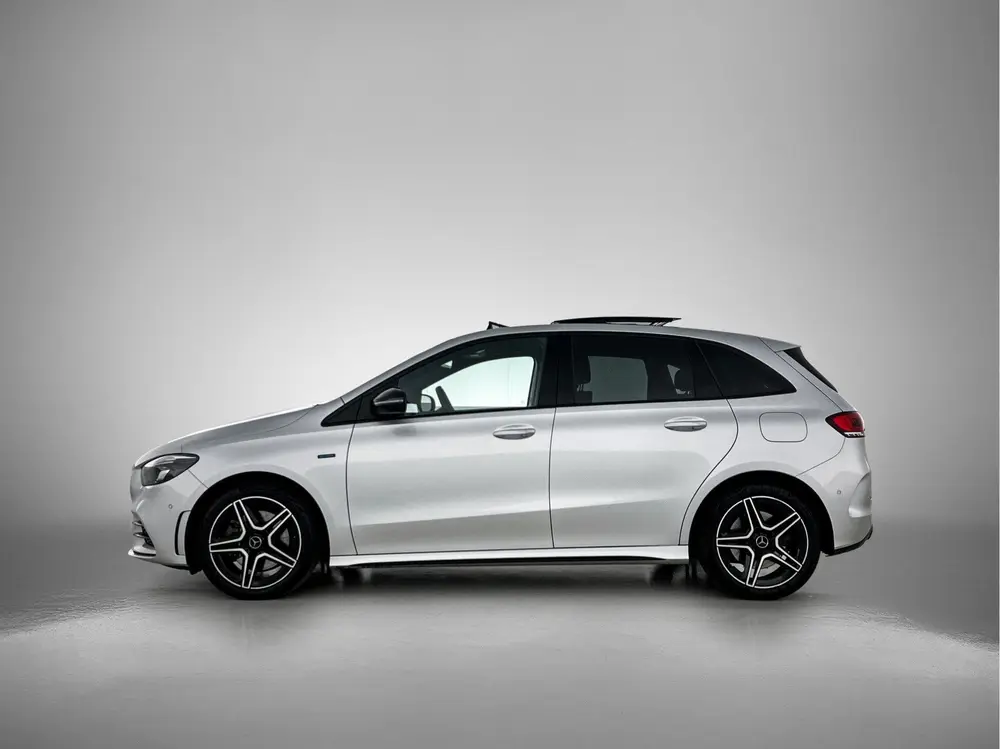 Mercedes-Benz B-Klasse 250 e AMG Plug-In Hybride uit 2021, foto 3