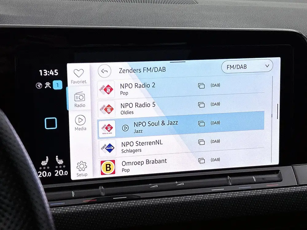 Volkswagen Golf Variant 1.5 TSI R-Line | ACHTERUITRIJCAMERA uit 2021, foto 7