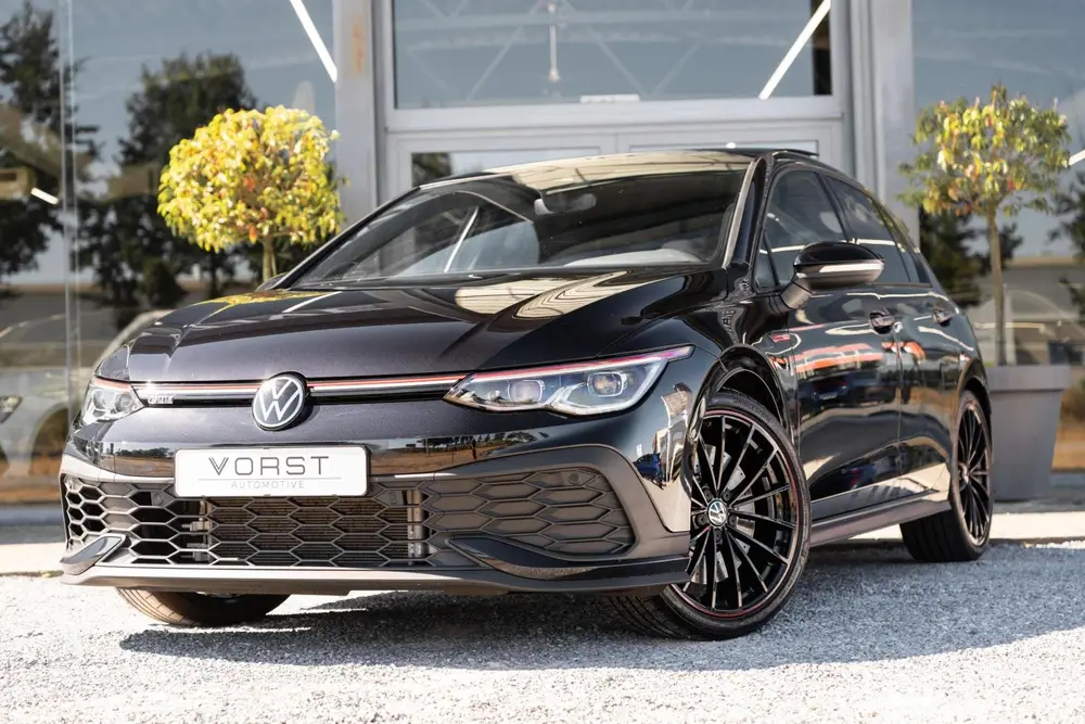 Volkswagen Golf 2.0 TSI GTI Clubsport Pano DSG LED Akra uit 2022