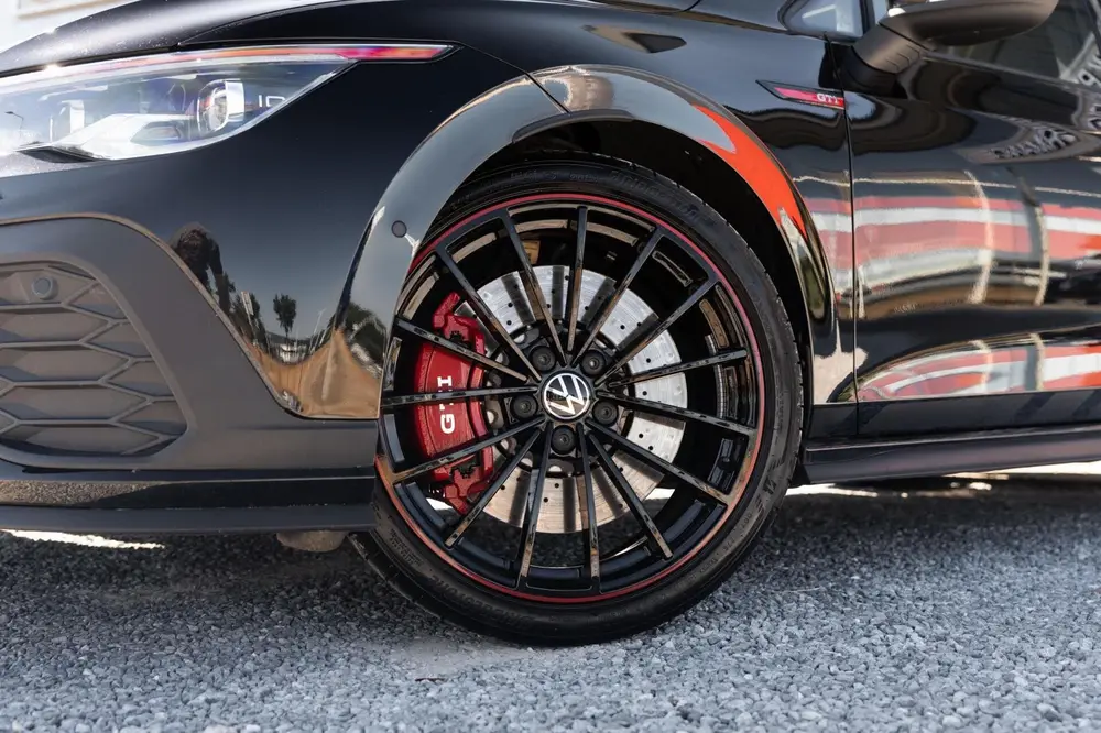 Volkswagen Golf 2.0 TSI GTI Clubsport Pano DSG LED Akra uit 2022, foto 11