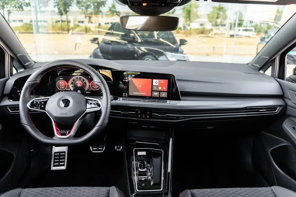 Volkswagen Golf 2.0 TSI GTI Clubsport Pano DSG LED Akra uit 2022, foto 15