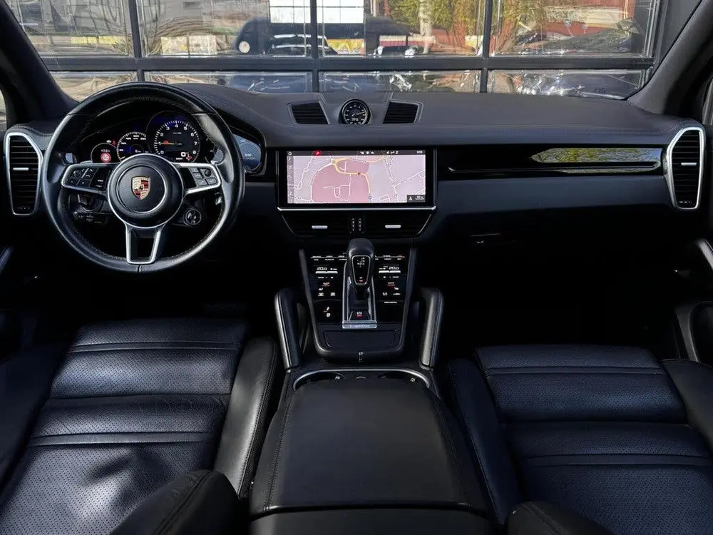 Porsche Cayenne 3.0 E-Hybrid uit 2020, foto 19