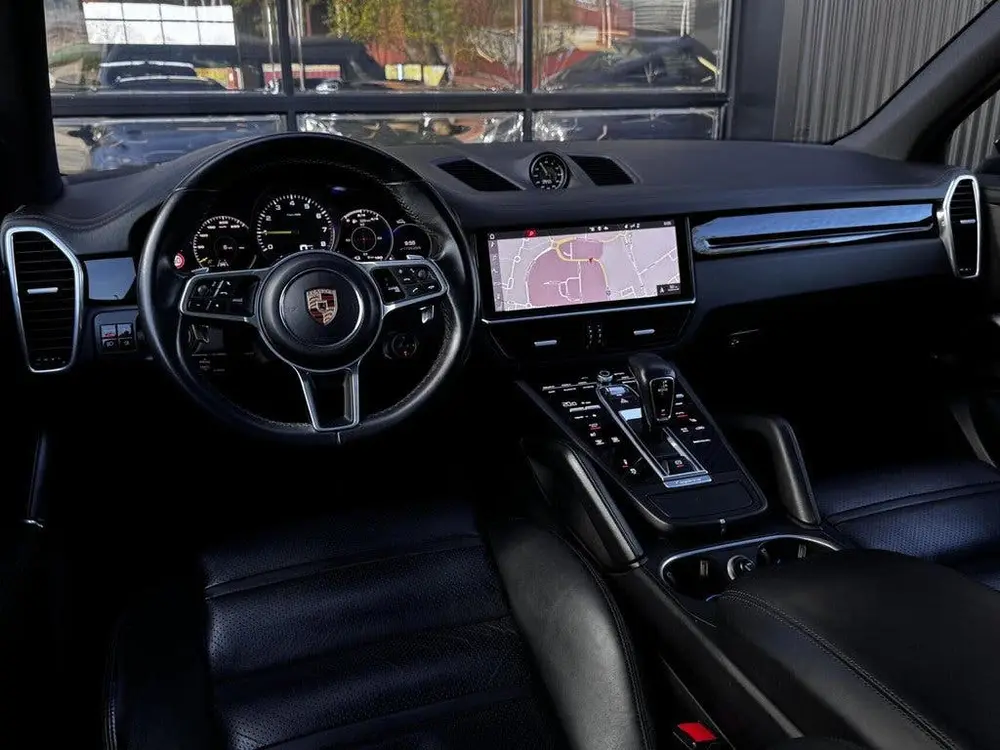 Porsche Cayenne 3.0 E-Hybrid uit 2020, foto 5
