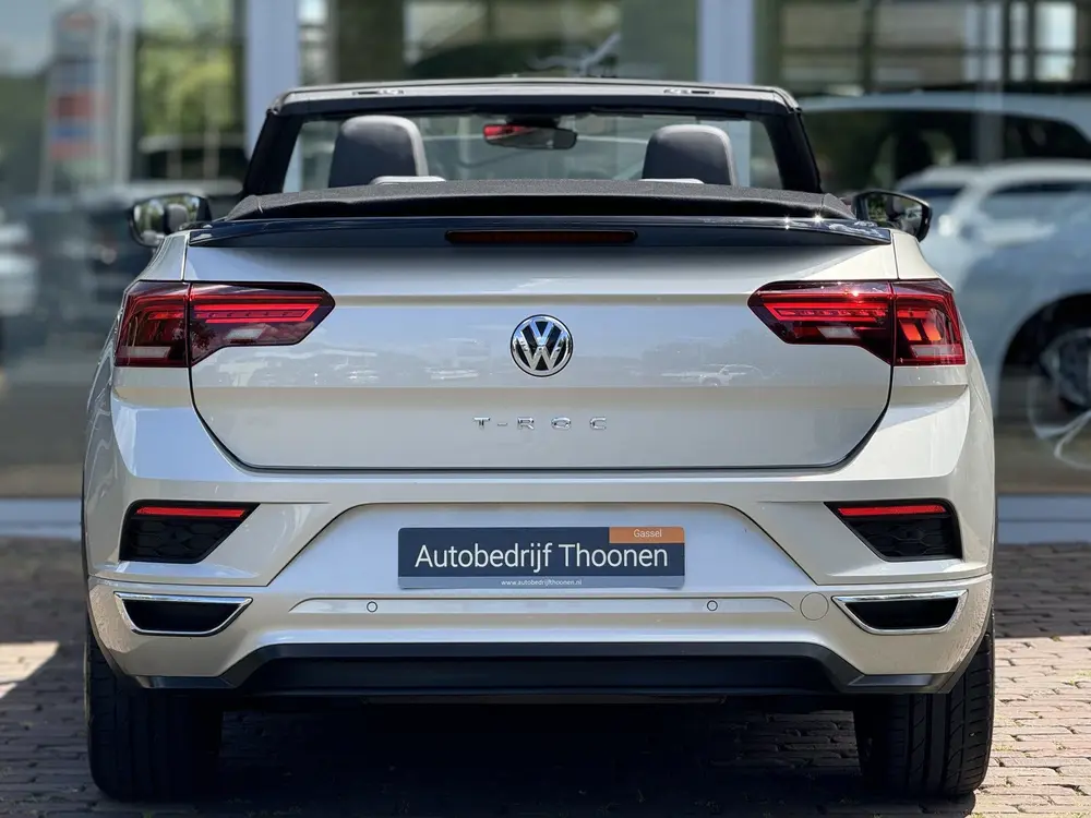 Volkswagen T-Roc Cabrio 1.5 TSI R-Line | Leder | dodehoek | uit 2020, foto 3