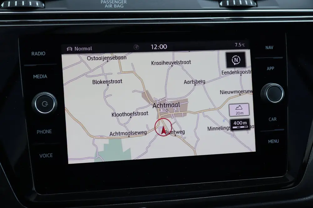 Volkswagen TOURAN 1.5 TSI 7 persoons / DSG automaat / Pano / uit 2019, foto 19