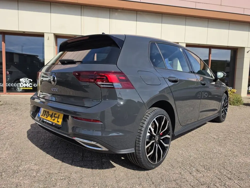 Volkswagen Golf 1.4 eHybrid GTE | Led | Virtual | Stoelverw uit 2022, foto 10