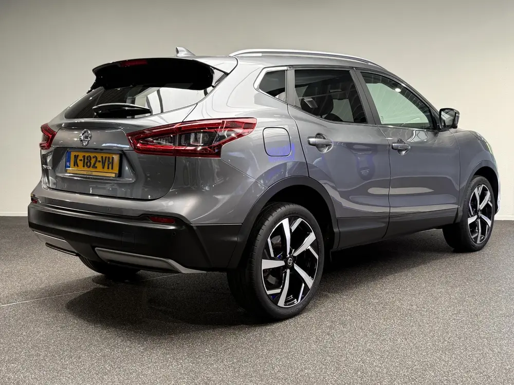 Nissan Qashqai 1.3 DIG-T Premium Edition uit 2021, foto 2