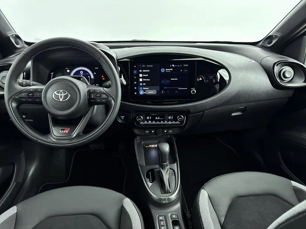 Toyota Aygo X Hybrid 115 GR Sport uit 2026, foto 4