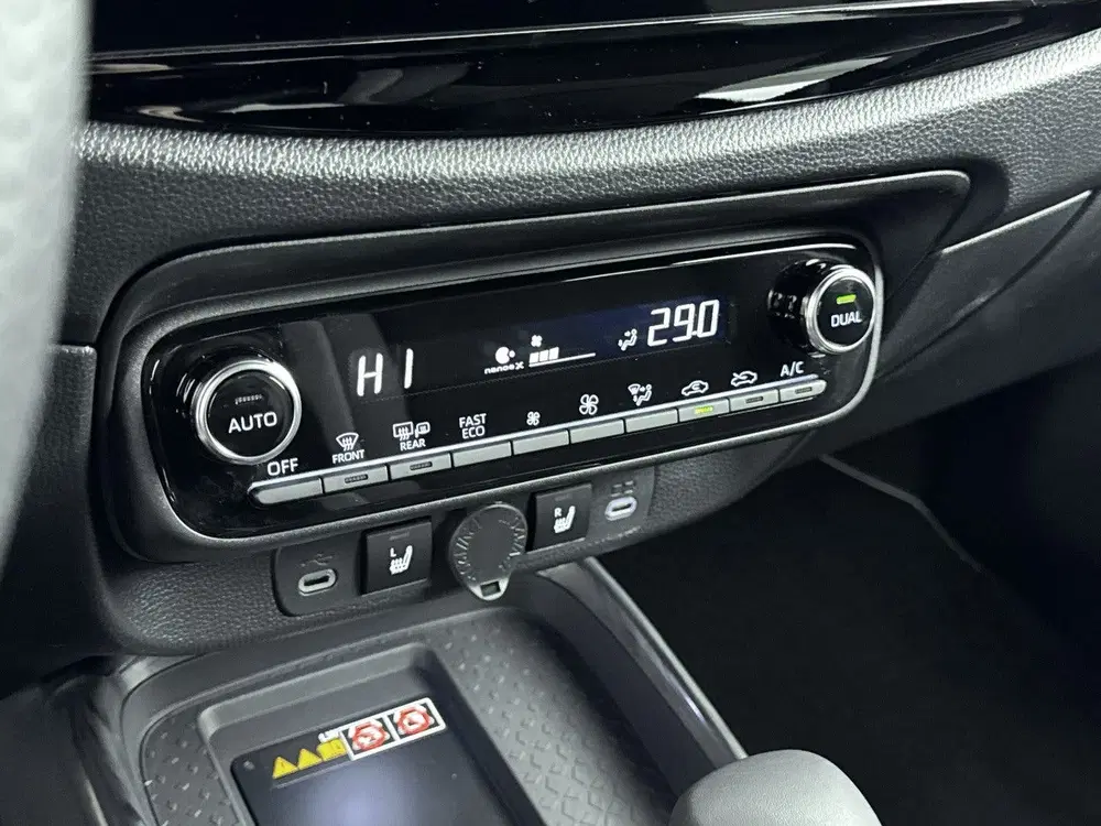 Toyota Aygo X Hybrid 115 GR Sport uit 2026, foto 8