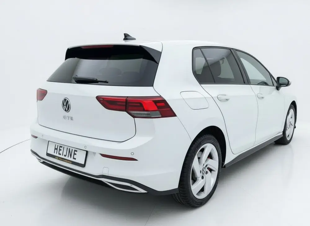 Volkswagen Golf GTE 245PK HYBRID SPORT CARPLAY/ACC/SFEERVERL uit 2022, foto 13