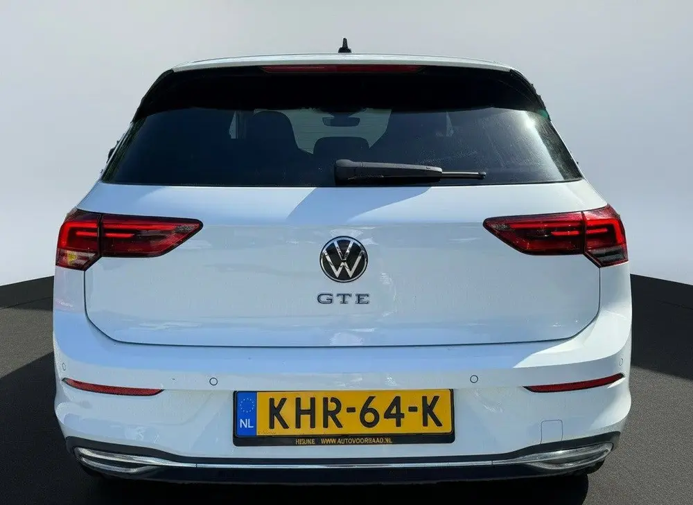Volkswagen Golf GTE 245PK HYBRID SPORT CARPLAY/ACC/SFEERVERL uit 2022, foto 6