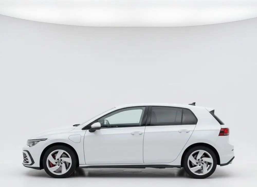 Volkswagen Golf GTE 245PK HYBRID SPORT CARPLAY/ACC/SFEERVERL uit 2022, foto 7