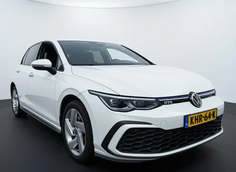 Volkswagen Golf GTE 245PK HYBRID SPORT CARPLAY/ACC/SFEERVERL uit 2022, foto 9