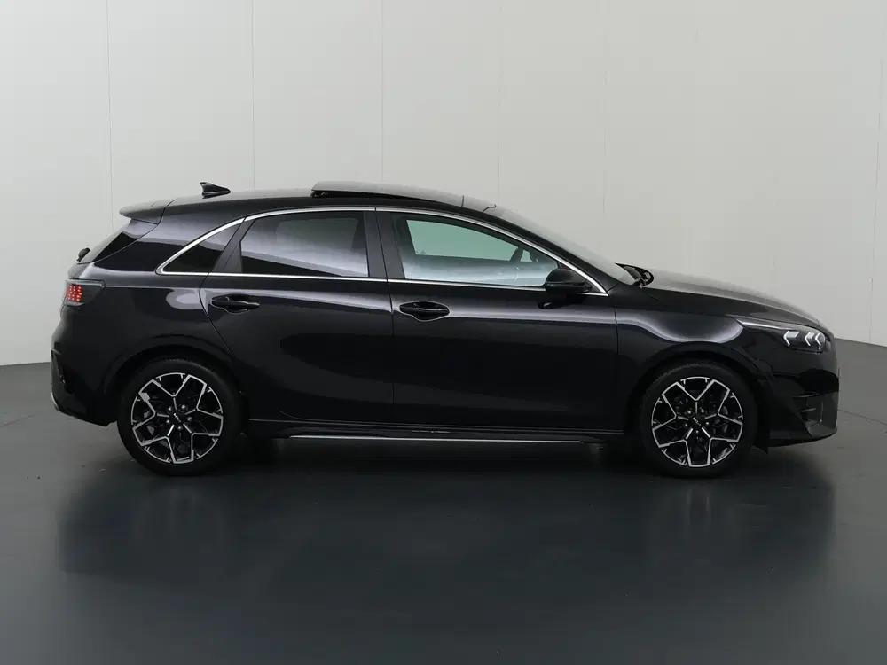 Kia Ceed 1.5 T-GDi GT-Line uit 2025, foto 6