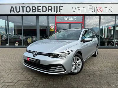 Volkswagen Golf Variant 1.0 TSI Life | ACC | Trekhaak | PDC uit 2022