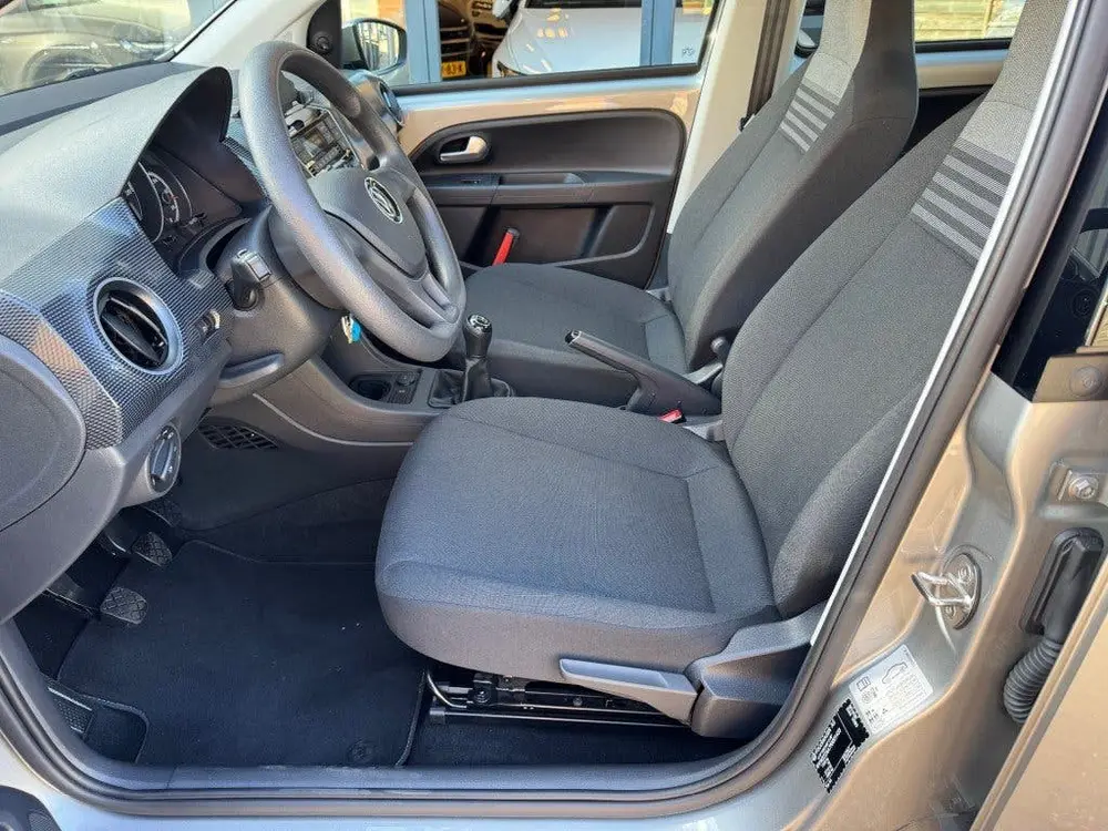 Volkswagen UP 1.0  Move Up 5-drs Clima Cruise PDC Camera uit 2022, foto 10