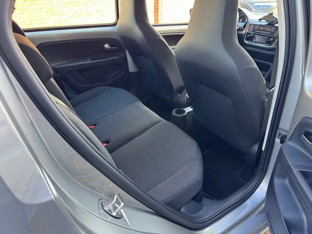 Volkswagen UP 1.0  Move Up 5-drs Clima Cruise PDC Camera uit 2022, foto 14