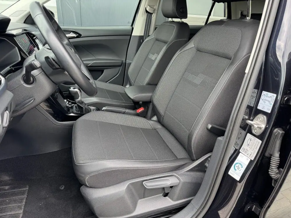 Volkswagen T-Cross 1.0 TSI 110pk Style DSG uit 2023, foto 18