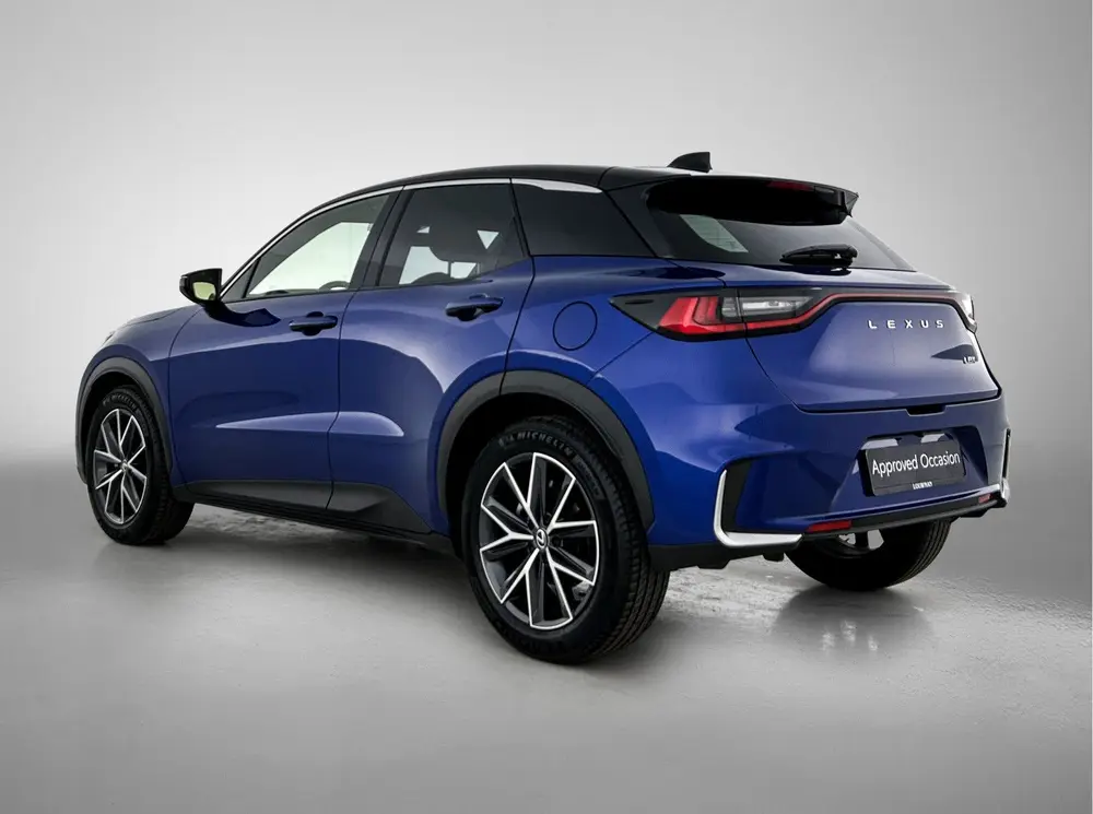 Lexus LBX Emotion 2WD uit 2024, foto 14