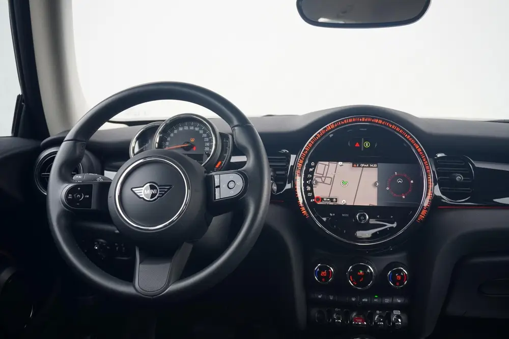 Mini Cooper Cooper Camden Edition uit 2023, foto 8