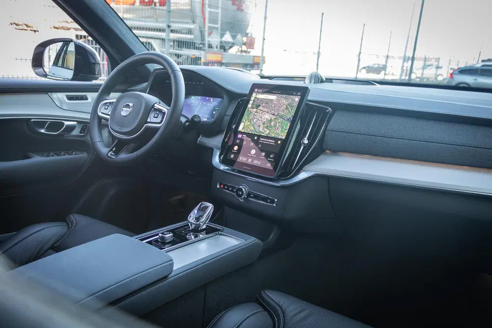 Volvo XC90 2.0 T8 Plug-in hybrid AWD Ultra Black Ed. uit 2026, foto 16
