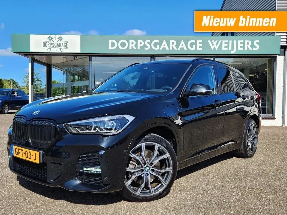 BMW X1 xDrive25e High Executive M-sport uit 2021
