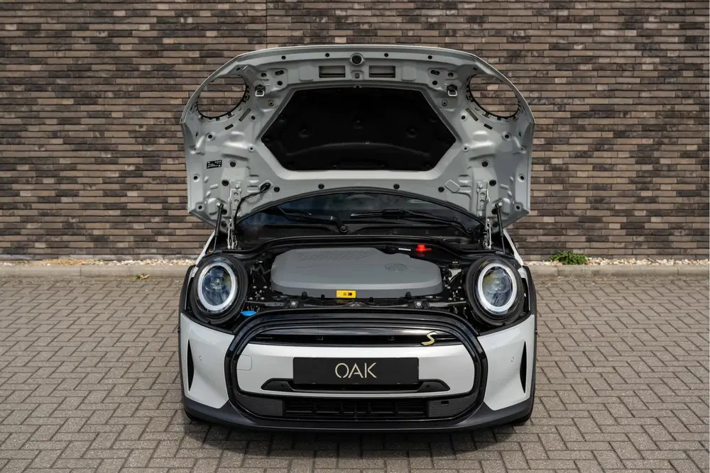 Mini Electric Classic uit 2022, foto 8