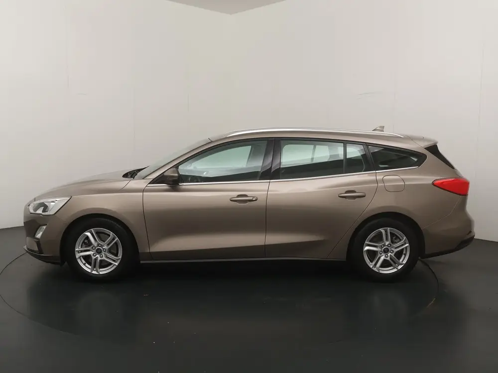 Ford Focus EcoBoost uit 2019, foto 2