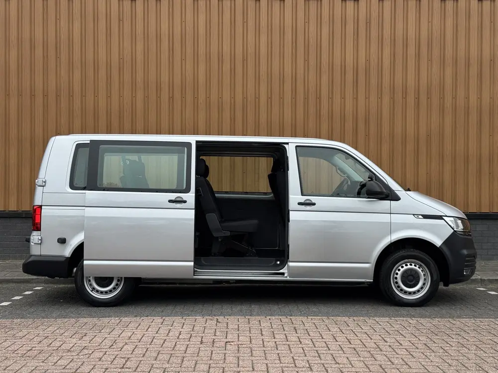 Volkswagen Transporter Kombi 2.0 TDI L2H1 Comfortline | 8 Pe uit 2023, foto 4