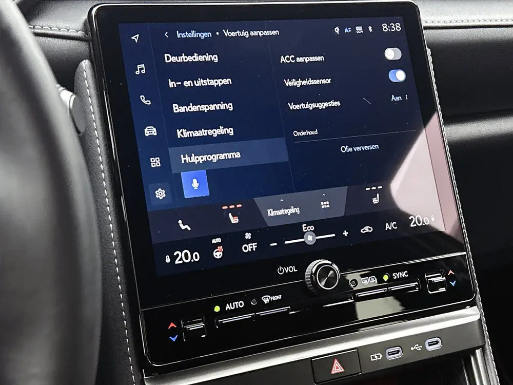 Lexus LBX Relax 2WD Tech Pack uit 2024, foto 12