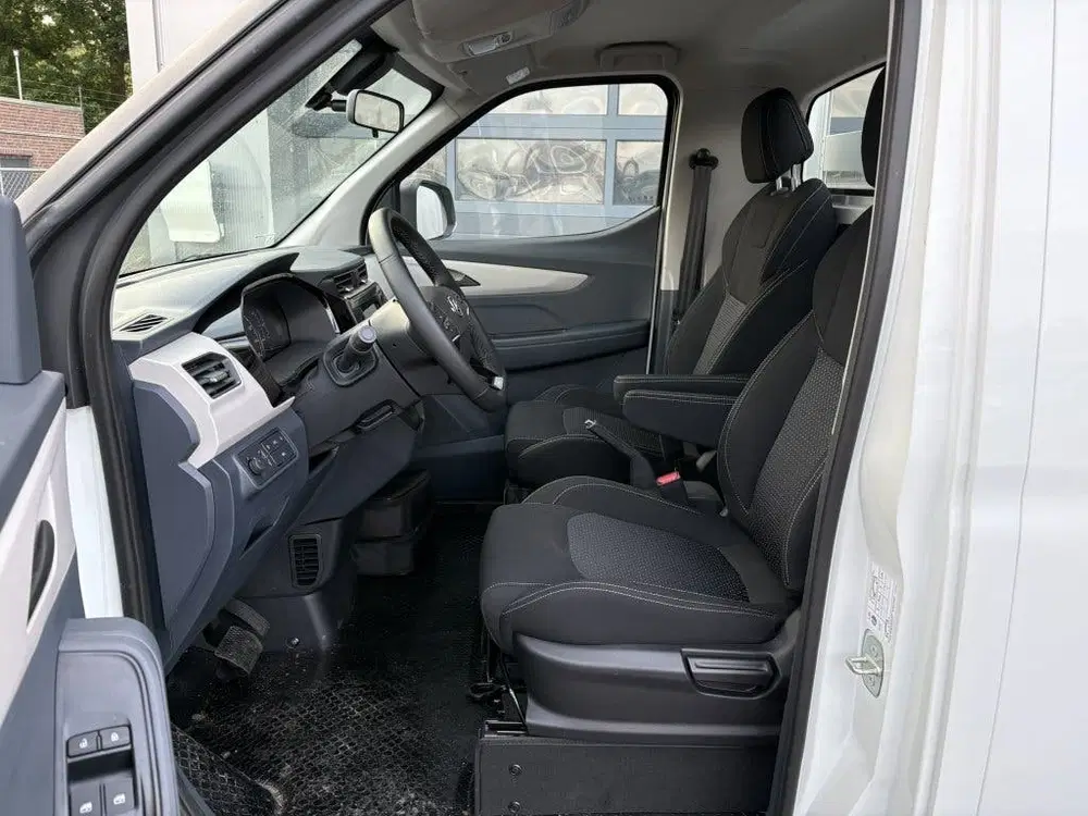 Maxus eDeliver 3 50 kWh L2 open laadbak (bj 2025) uit 2025, foto 8