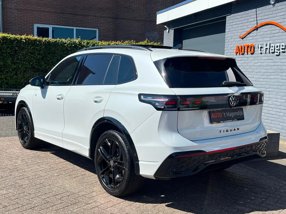Volkswagen Tiguan 1.5 eTSI R-Line 1EIG pano trekh 20" IQ 360 uit 2025, foto 4