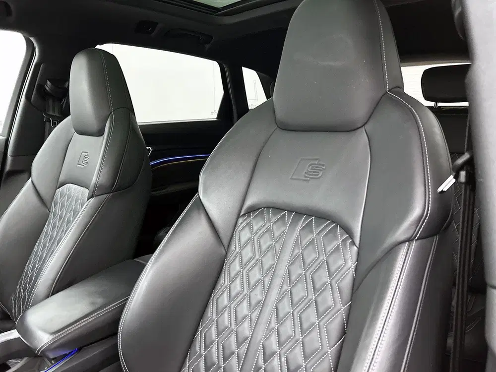 Audi e-tron S quattro 503 PK uit 2022, foto 15