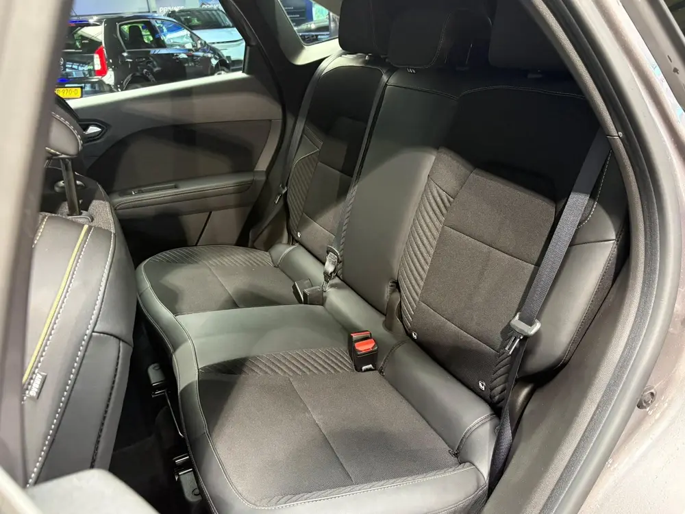 Renault Symbioz 1.6 E-Tech full hybrid 145 iconic uit 2025, foto 4