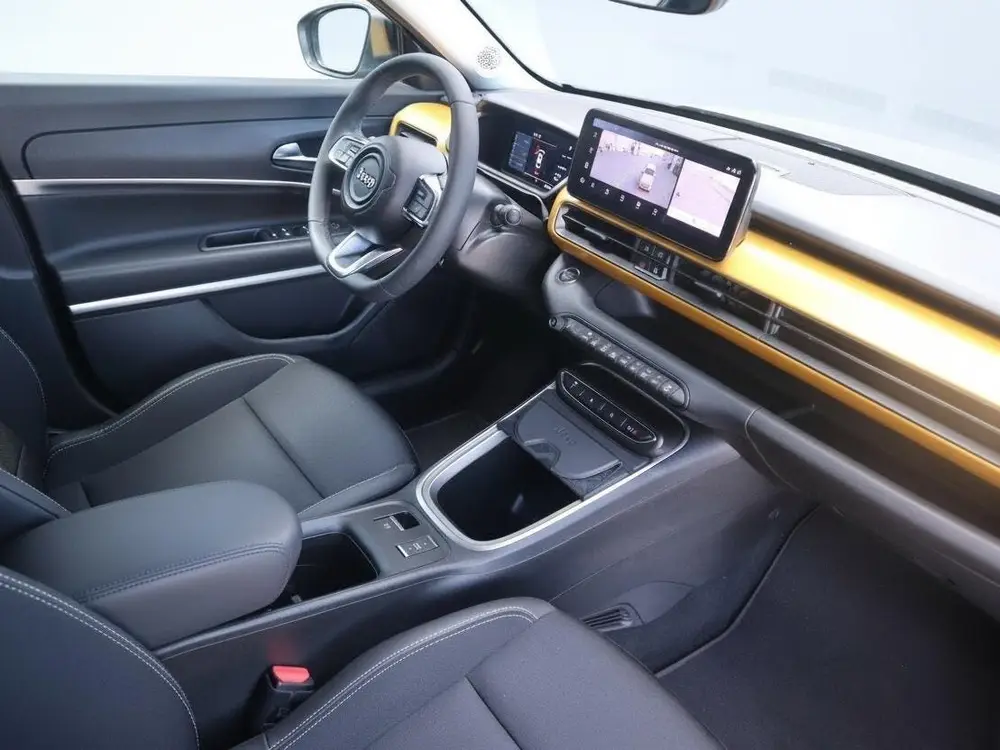 Jeep Avenger Black Edition 54 kWh SOH 96 uit 2023, foto 12