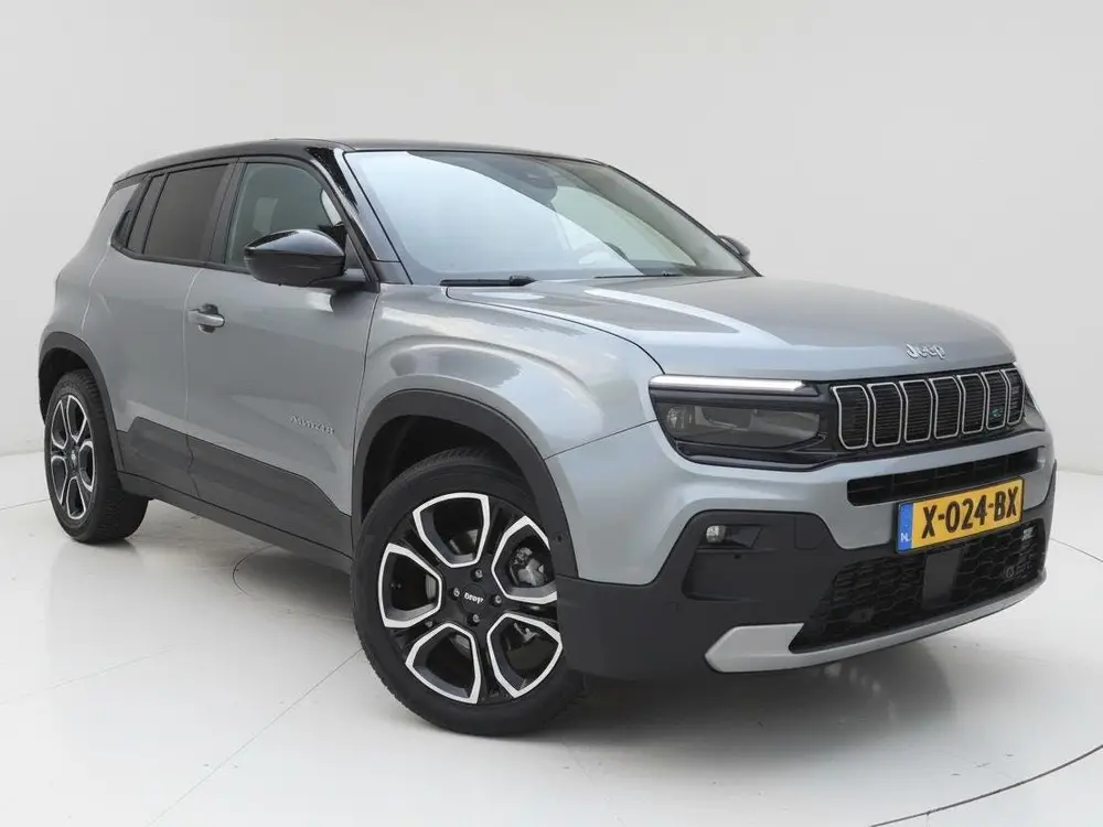 Jeep Avenger Black Edition 54 kWh SOH 96 uit 2023, foto 2