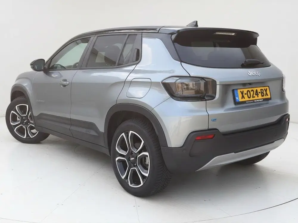 Jeep Avenger Black Edition 54 kWh SOH 96 uit 2023, foto 6