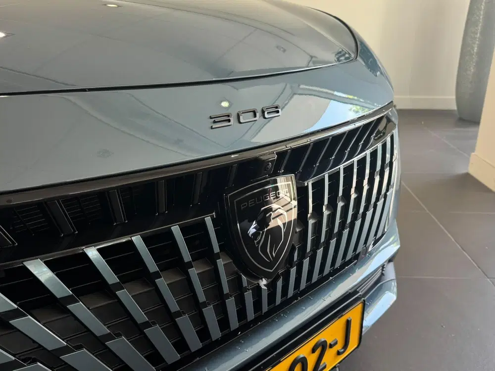 Peugeot 308 1.6 Plug-in Hybrid 195 Allure uit 2026, foto 17
