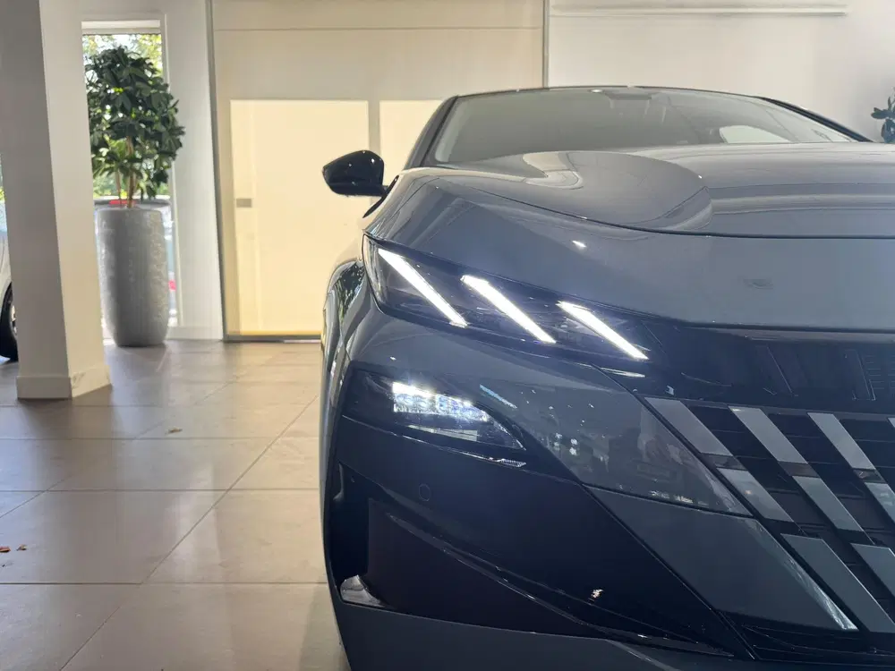 Peugeot 308 1.6 Plug-in Hybrid 195 Allure uit 2026, foto 19