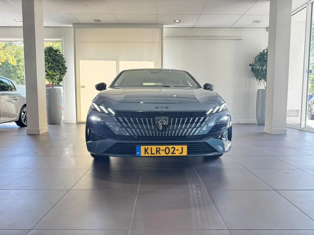 Peugeot 308 1.6 Plug-in Hybrid 195 Allure uit 2026, foto 2