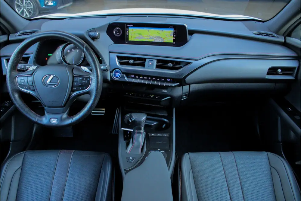 Lexus UX 250h F Sport Premium |dealer onderhouden|leder|elek uit 2019, foto 10